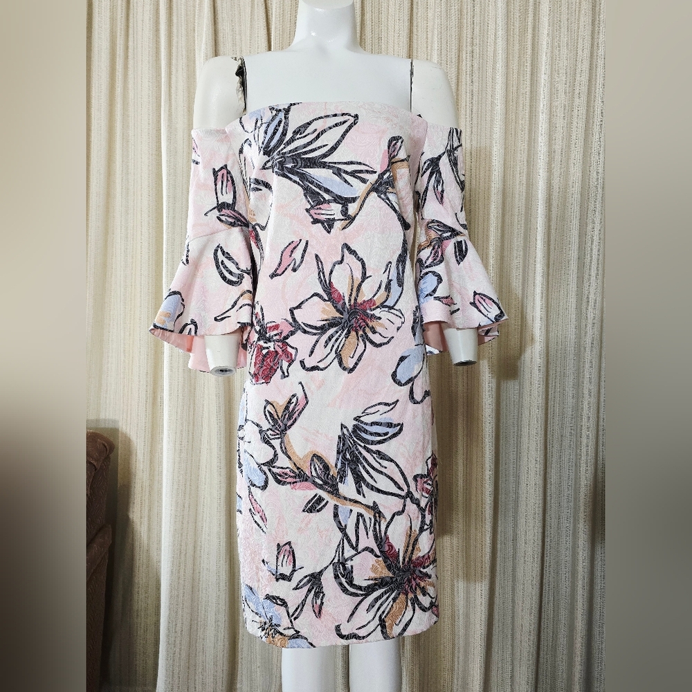 Laundry by Shelli Segal cold shoulder floral dress Size 10